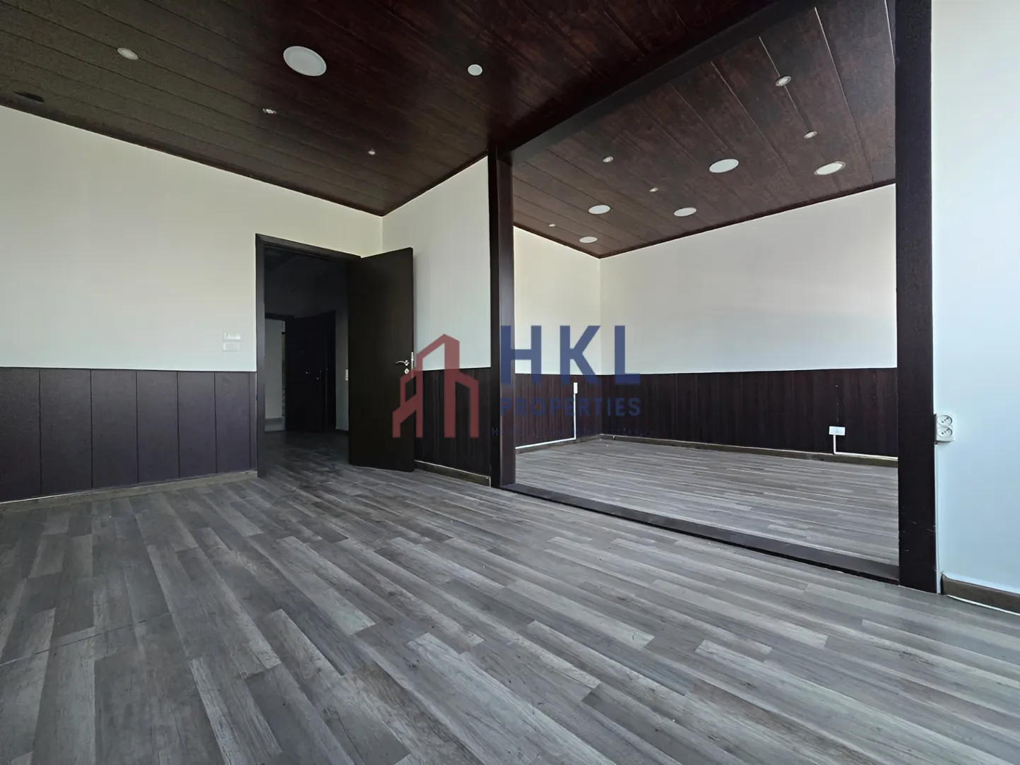Office for rent in Hazmieh