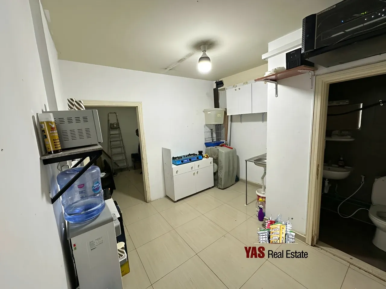 Shop for rent in Ghazir