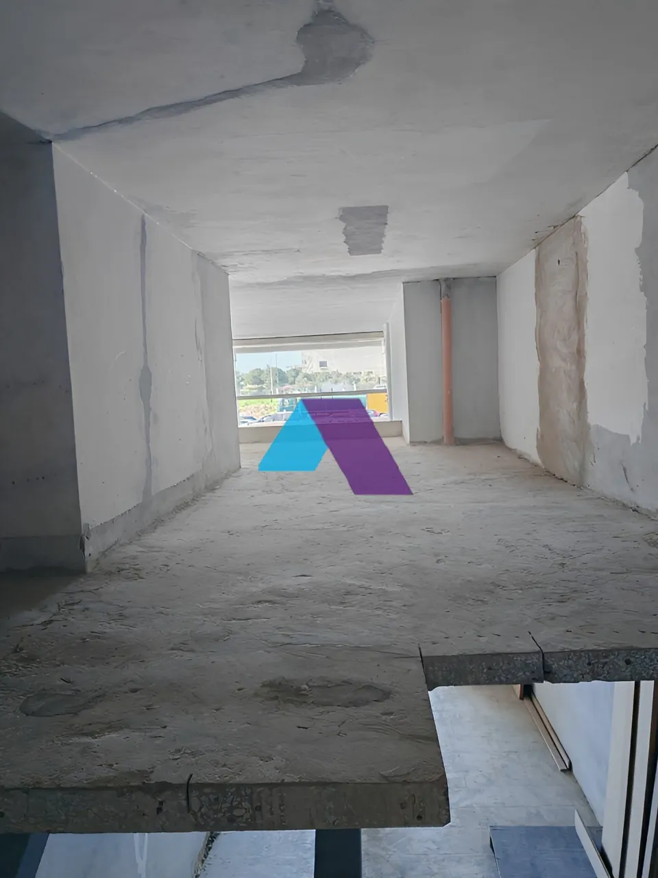Shop for rent in Naqqache