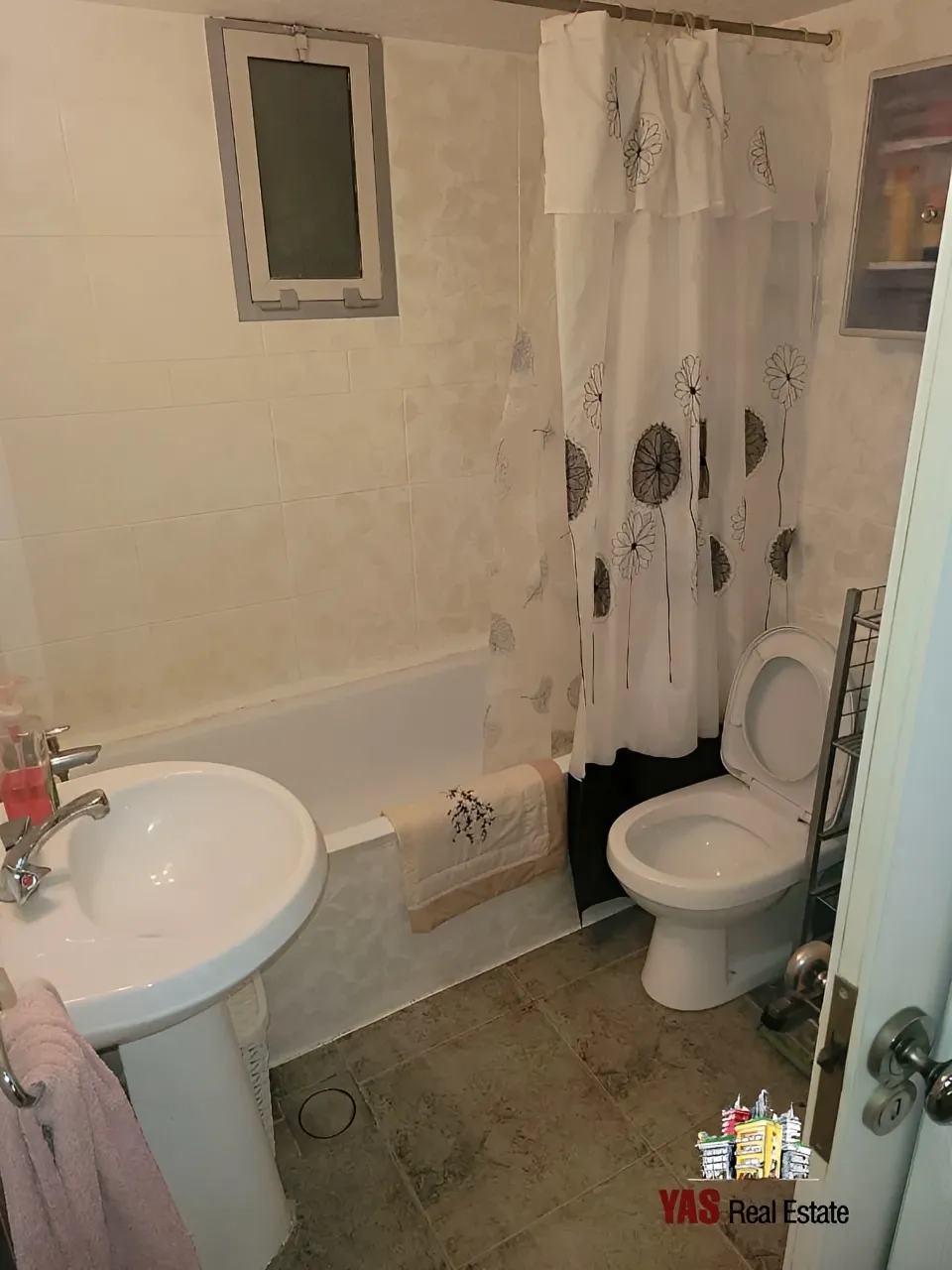 Apartment for Sale in Kaslik - 2 bed, 1 bath
