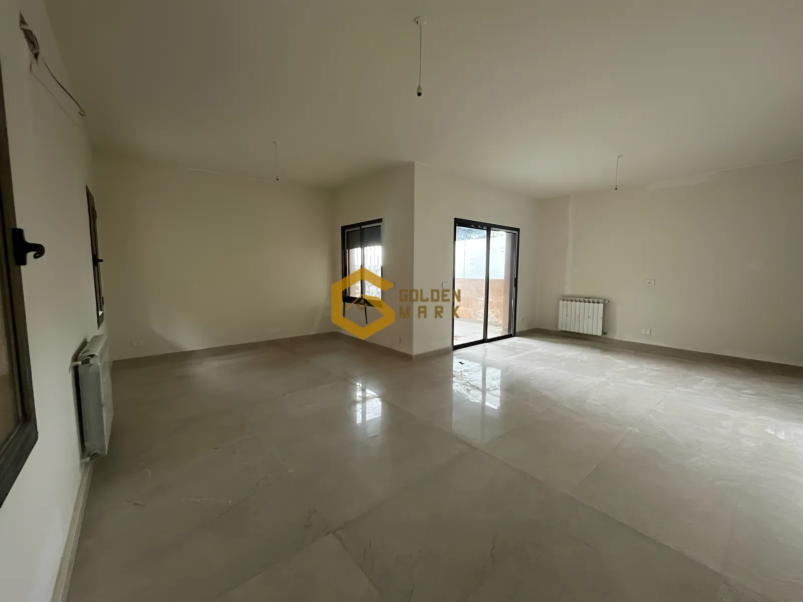 Apartment for Sale in Ballouneh