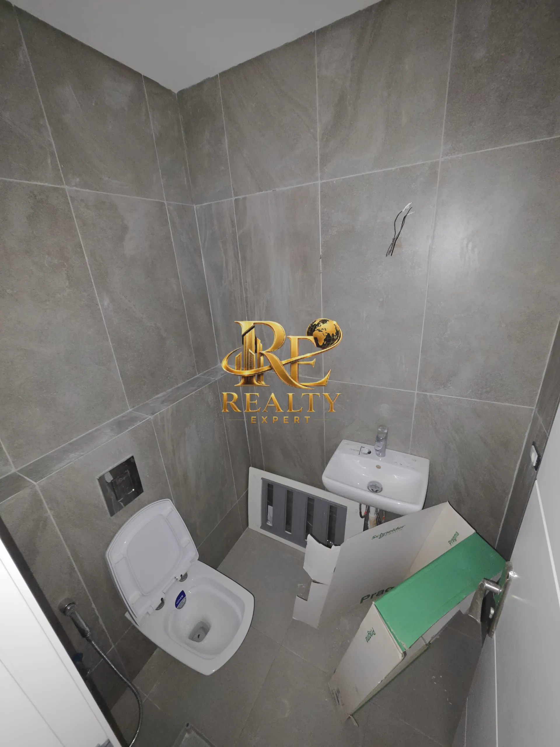 Apartment for sale in Aaramoun