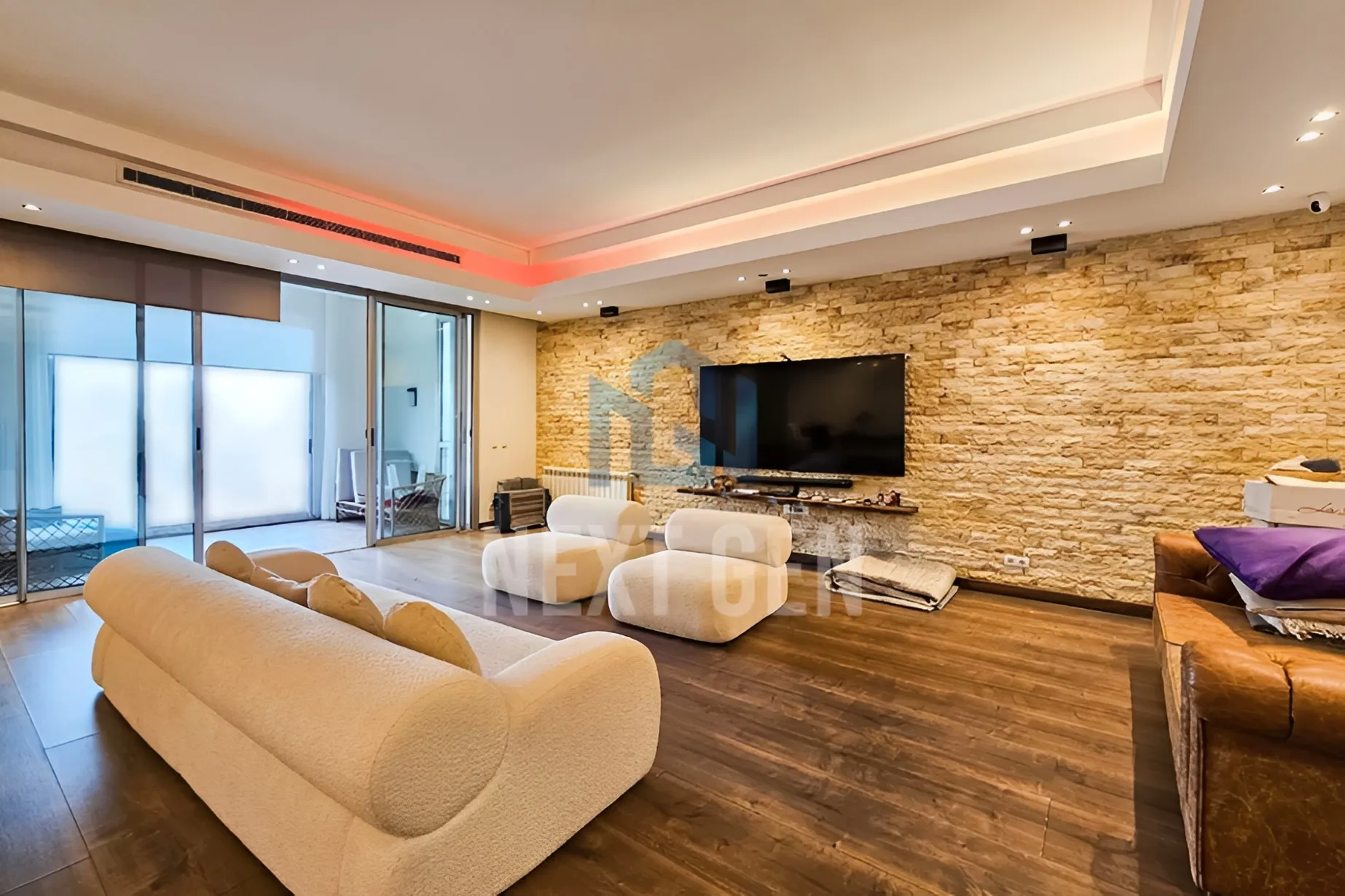 Apartment for rent in Achrafieh, Beirut, Lebanon - 3 bed, 5 bath