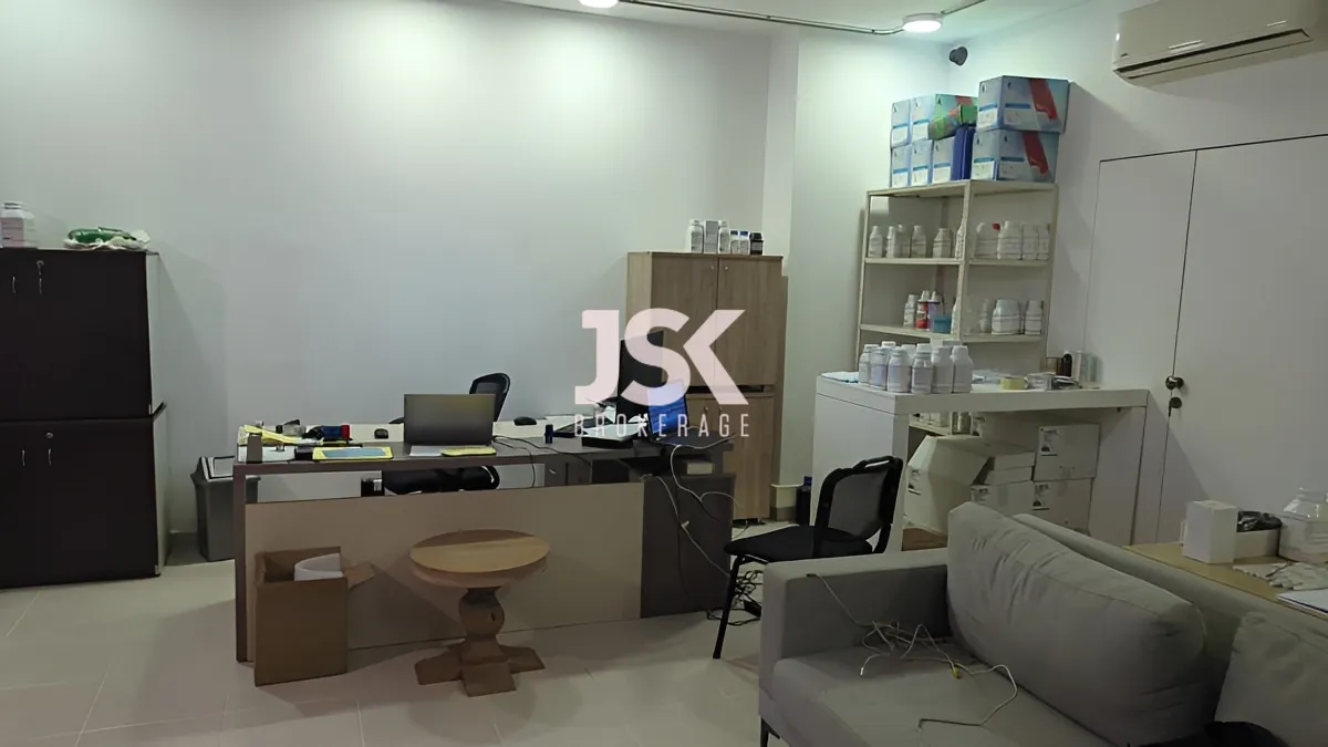 Warehouse for Sale in Roumieh