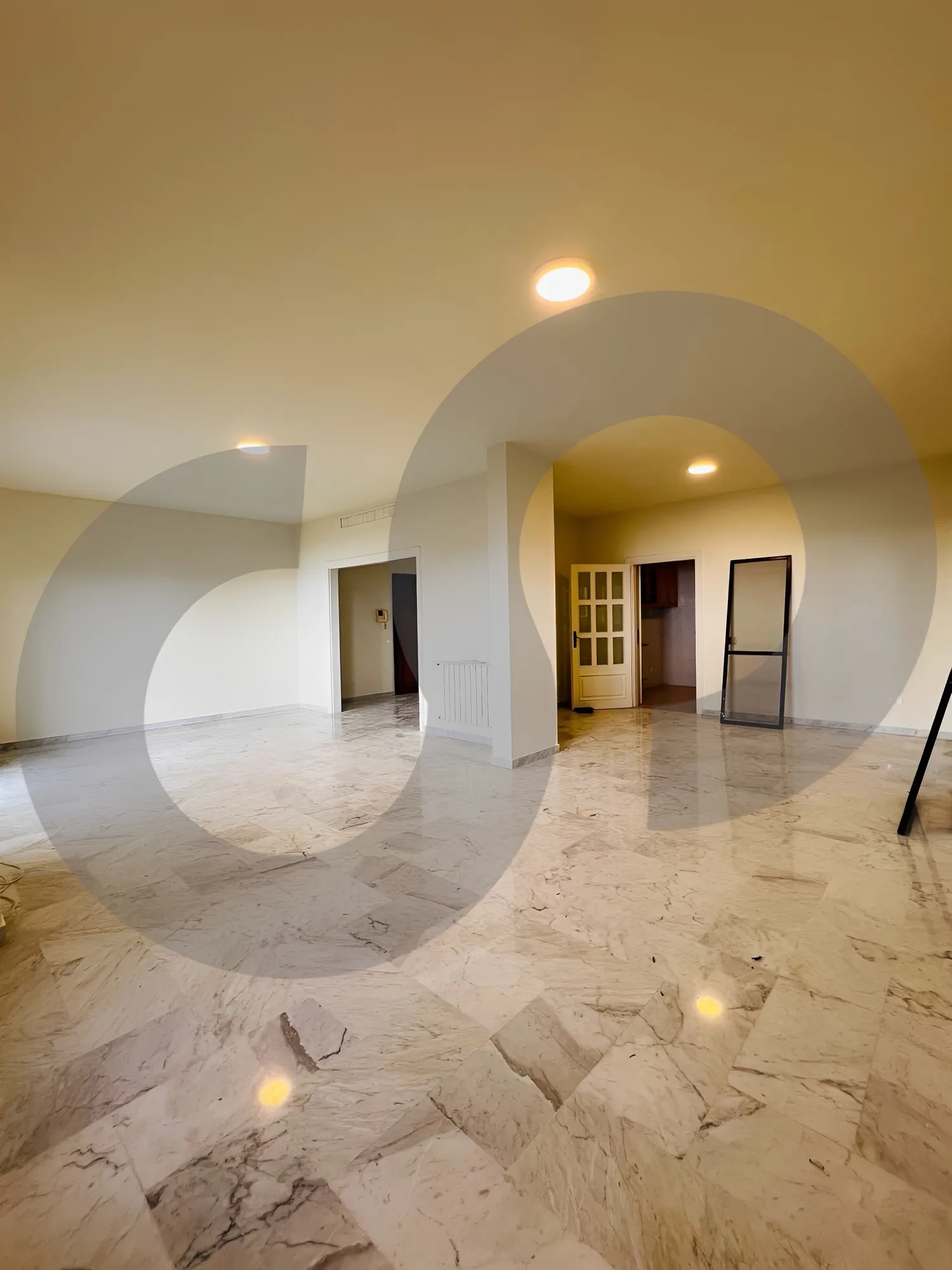Building for Rent in Kfar Hbab
