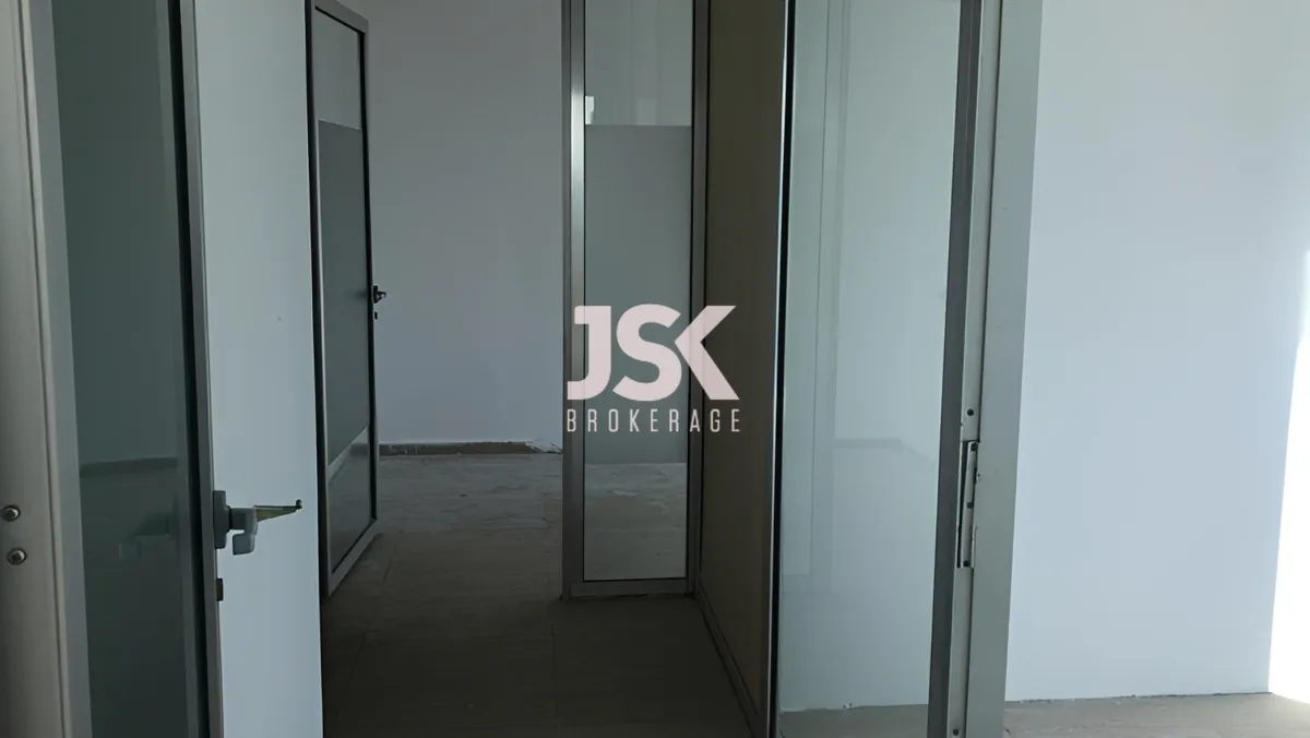 Office for rent in Verdun