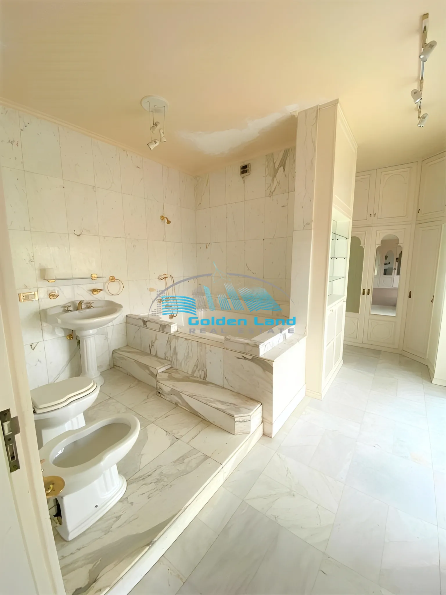 Duplex for Sale in Mansourieh, Lebanon