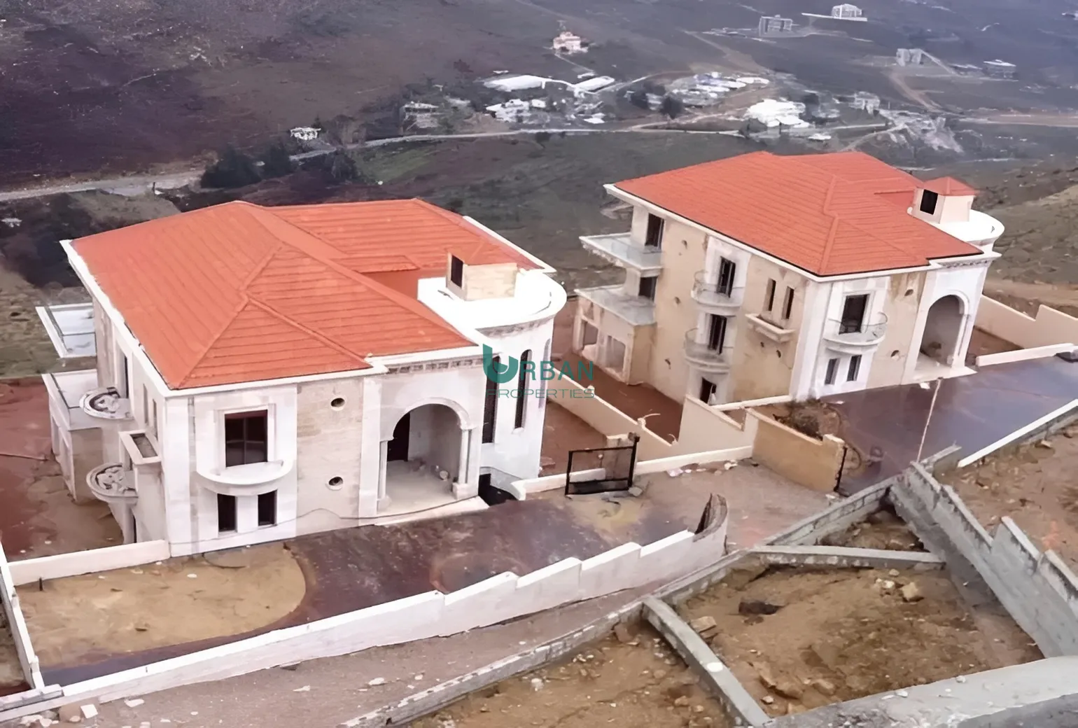 Residential in Rwaysat saoufar, lebanon - 8 bed, 8.0 bath