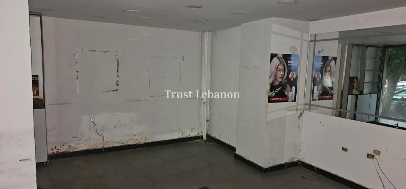 Shop for rent in Geitawi, Beirut, Lebanon