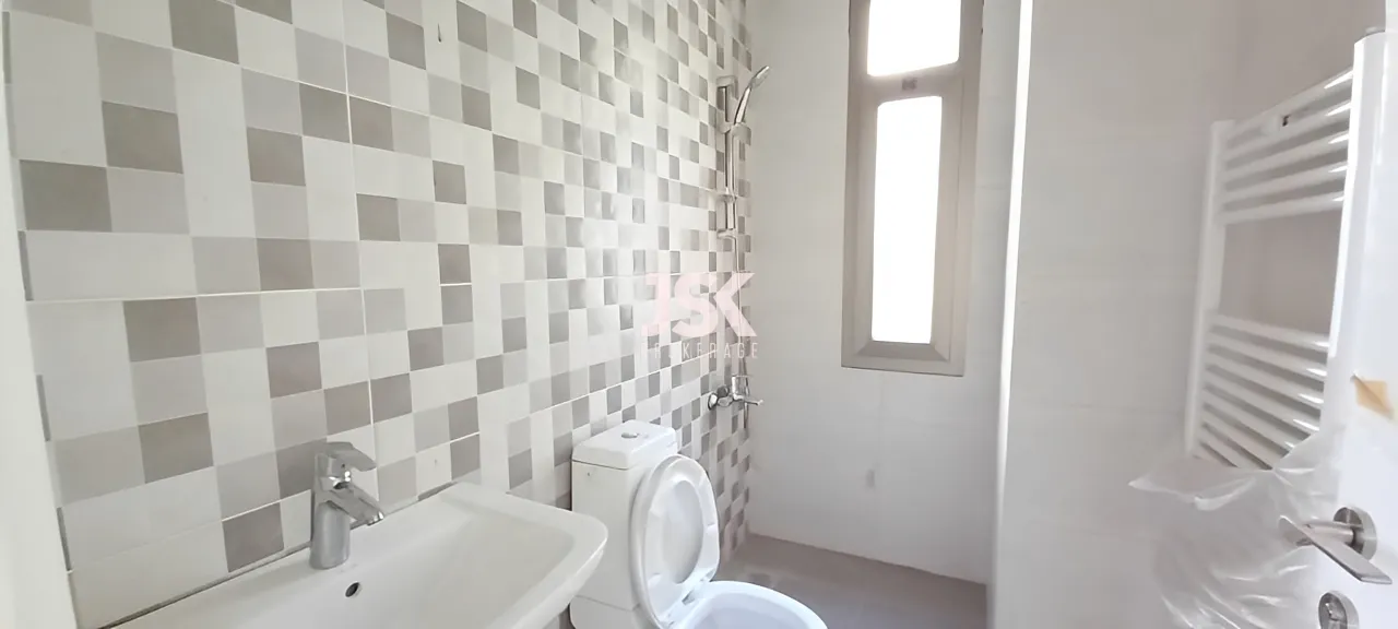 Apartment for Sale in Haret Sakher