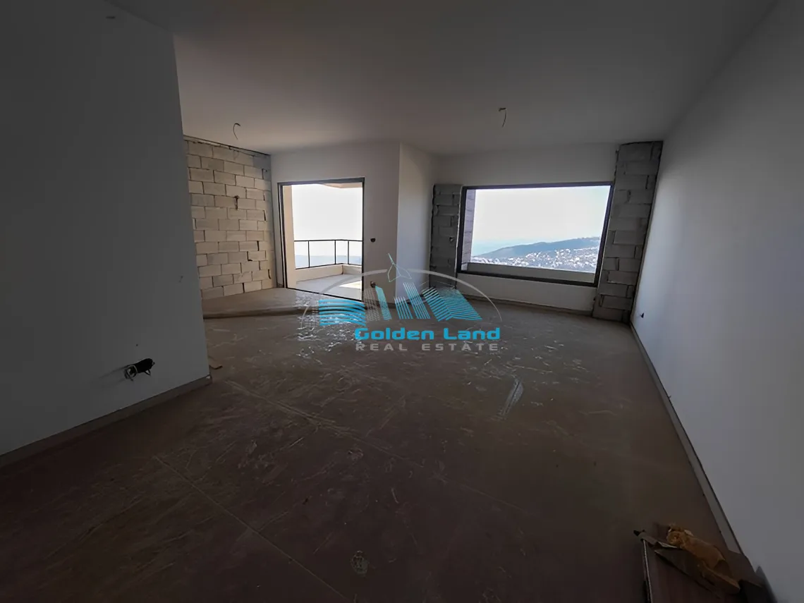 Apartment for Sale in Cornet Chahwan, Lebanon - 3 bed, 3 bath