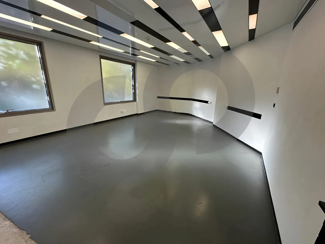 Building for Rent in Downtown