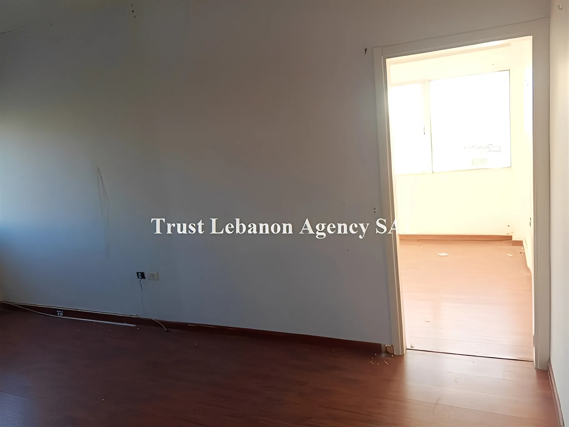 Office for rent in Beirut, Medawar