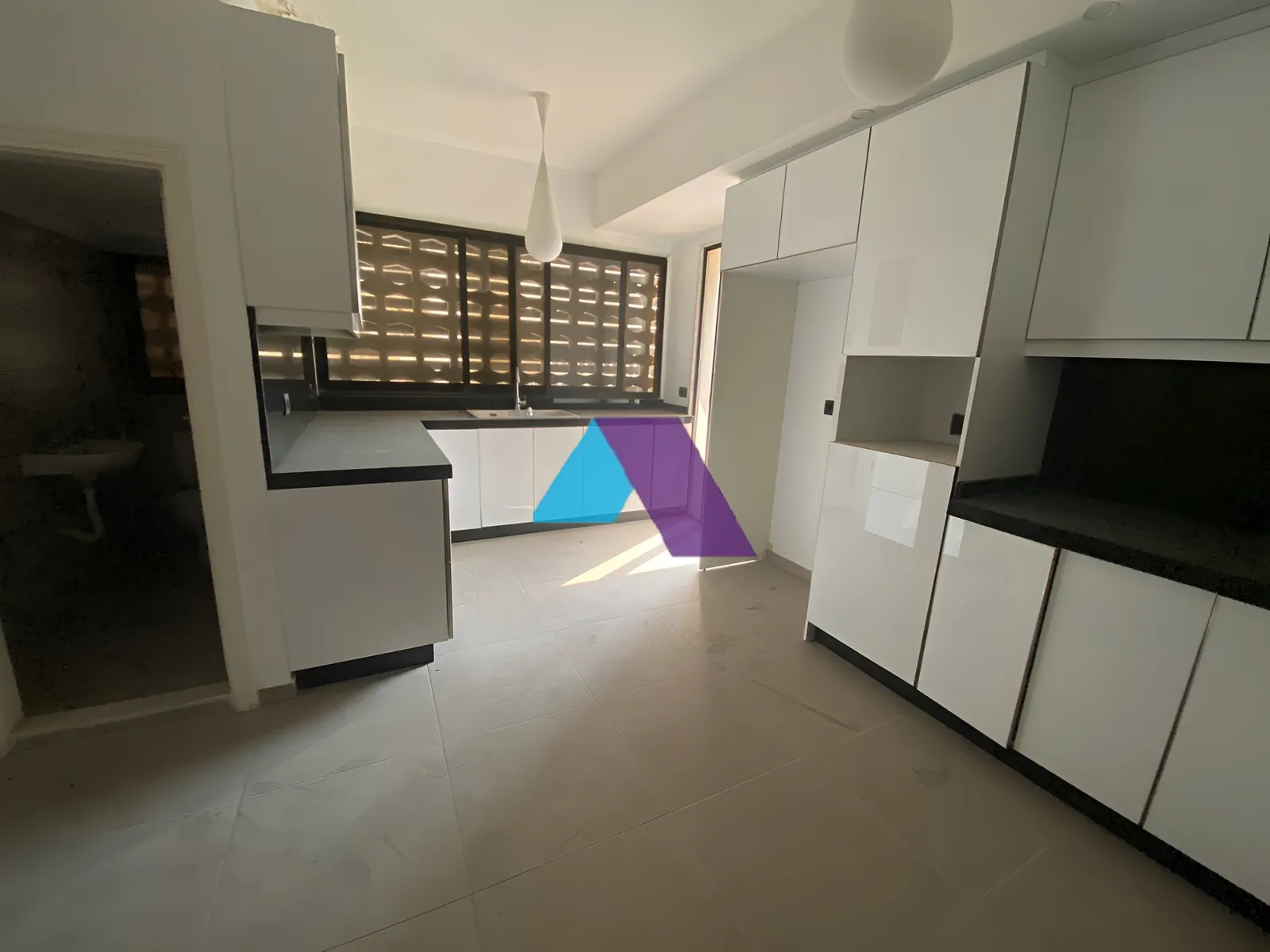 Apartment for Sale in Ain El Tineh