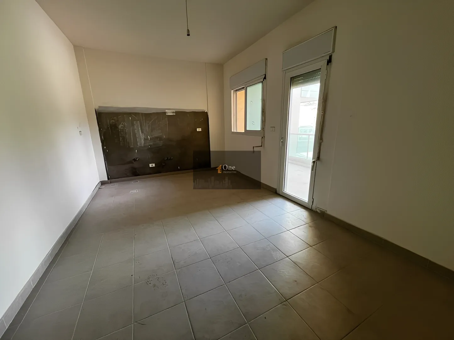 Apartment for Sale in Aamchit, Lebanon - 3 bed, 2 bath
