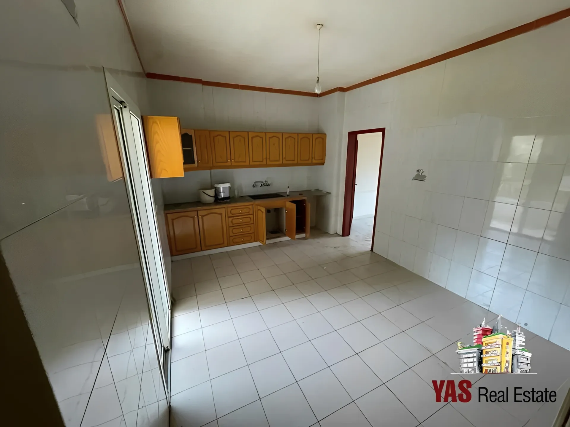 Apartment for Sale in Ballouneh