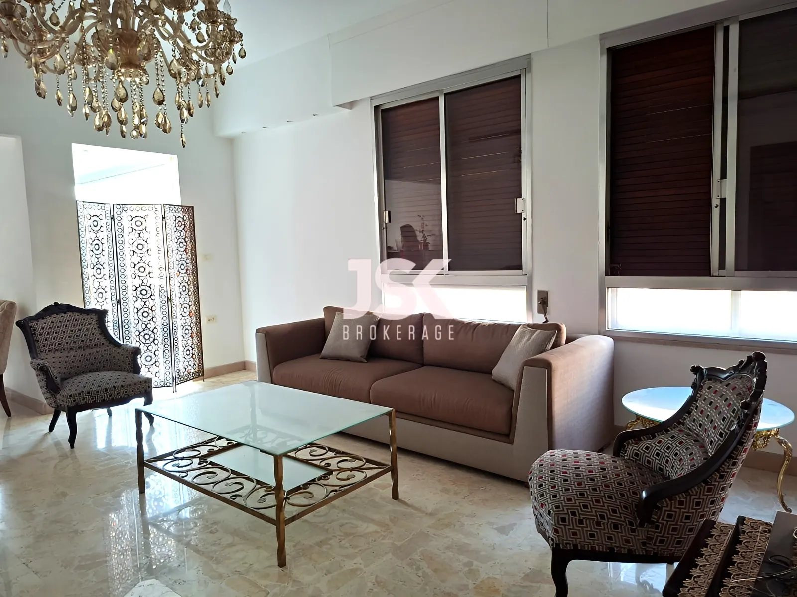 Apartment for Rent in Ras Beirut - 4 bed, 2 bath