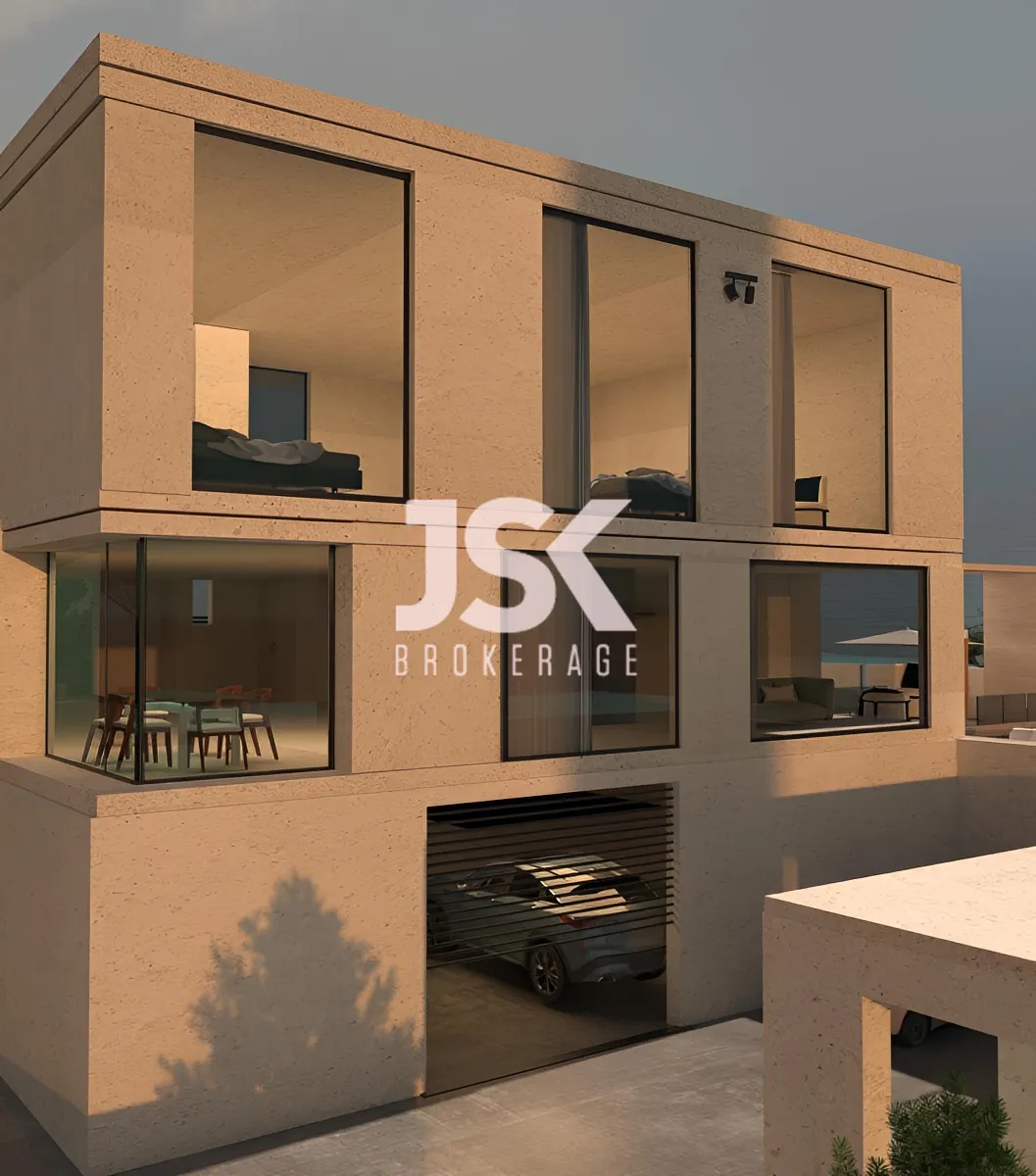 Villa for Sale in Chnaneir, Lebanon - 3 bed, 4 bath