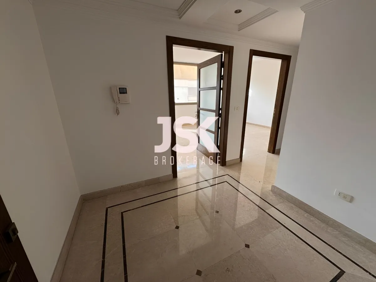 Apartment for Sale in Kraytem, Beirut, Lebanon - 3 bed, 4 bath