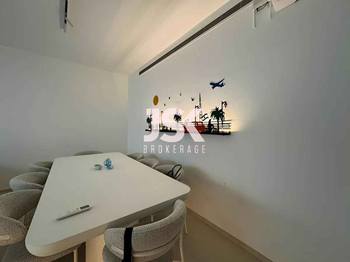 Apartment for Sale in Ain Al Mraiseh, Beirut, Lebanon