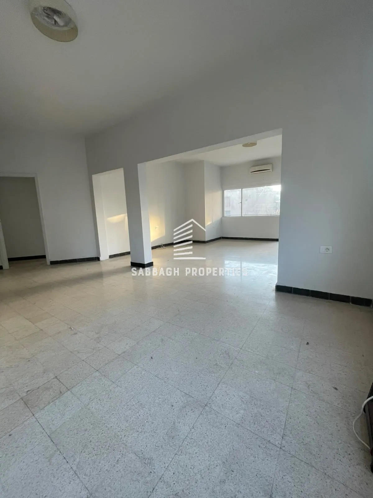 Apartment for rent in Geitawi, beirut, lebanon