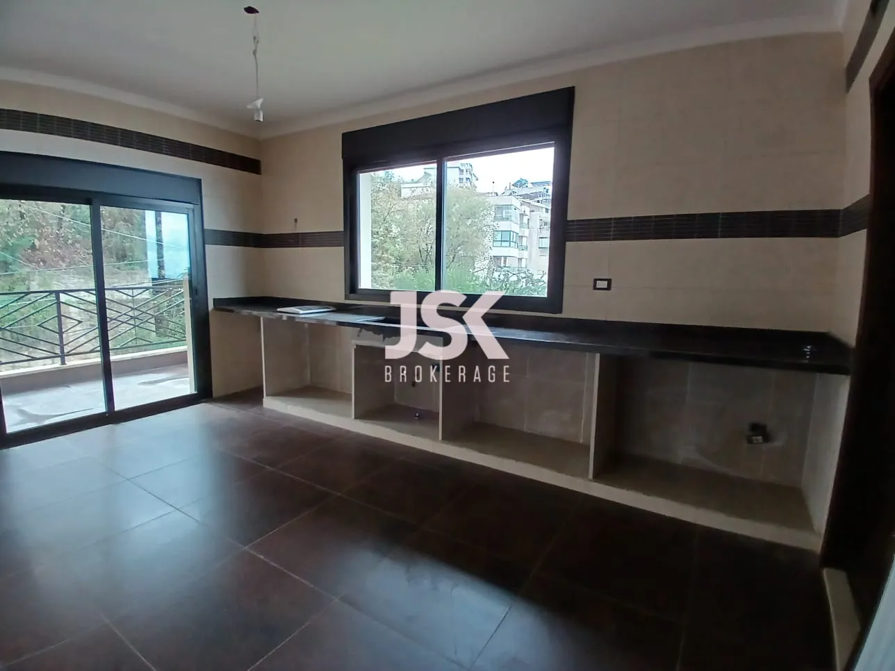 Apartment for Sale in Mazraat Yachoua