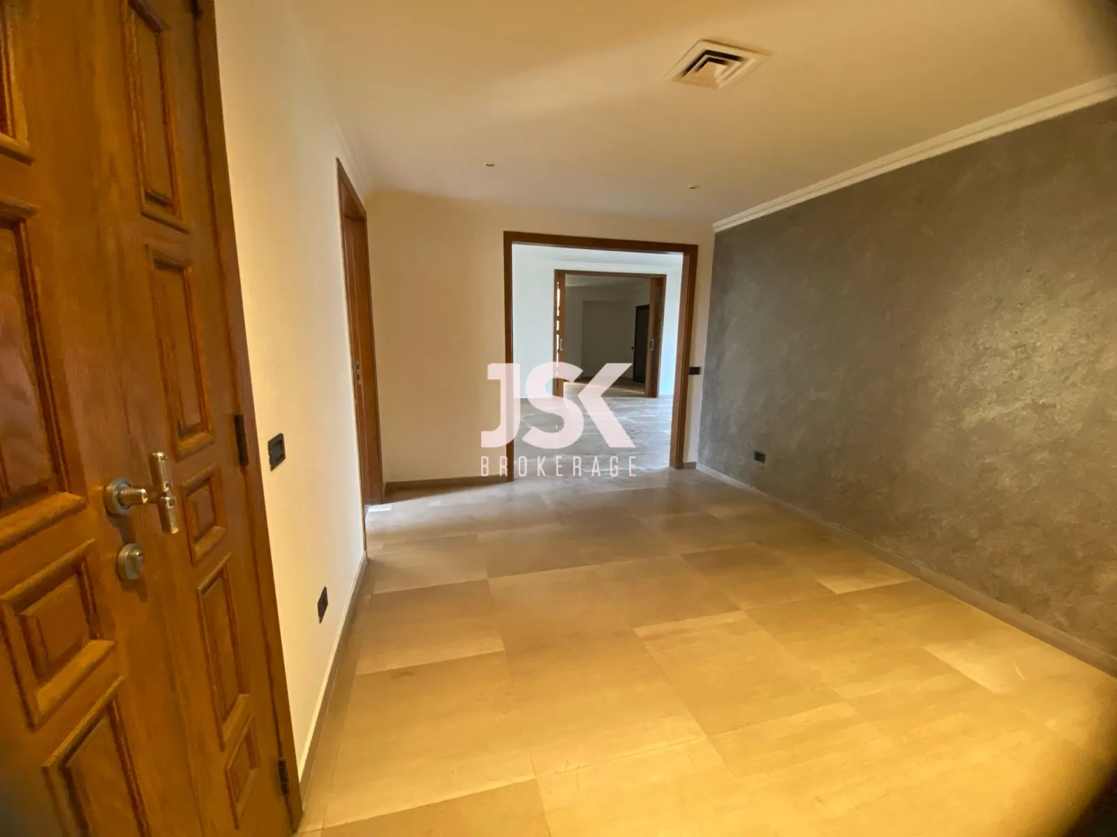 Apartment for Sale in Verdun - 4 bed, 4 bath