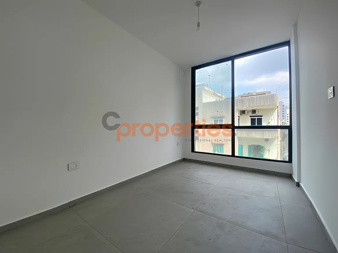 Office for Rent in Zalqa