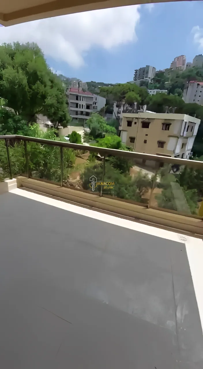 Duplex for sale in Jouret El Ballout, Lebanon - 3 bed, 5 bath