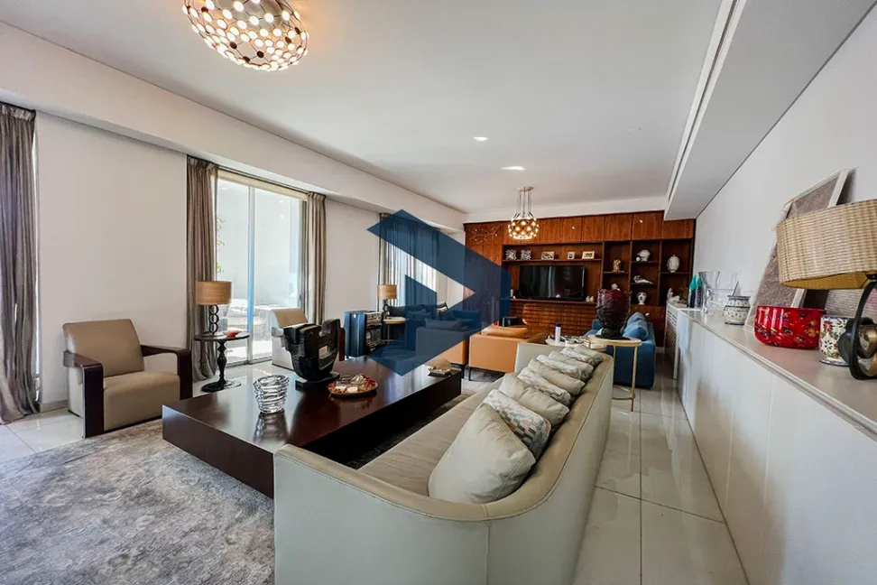 Apartment for sale in Gemmayzeh, Beirut, Lebanon - 4 bed, 6 bath