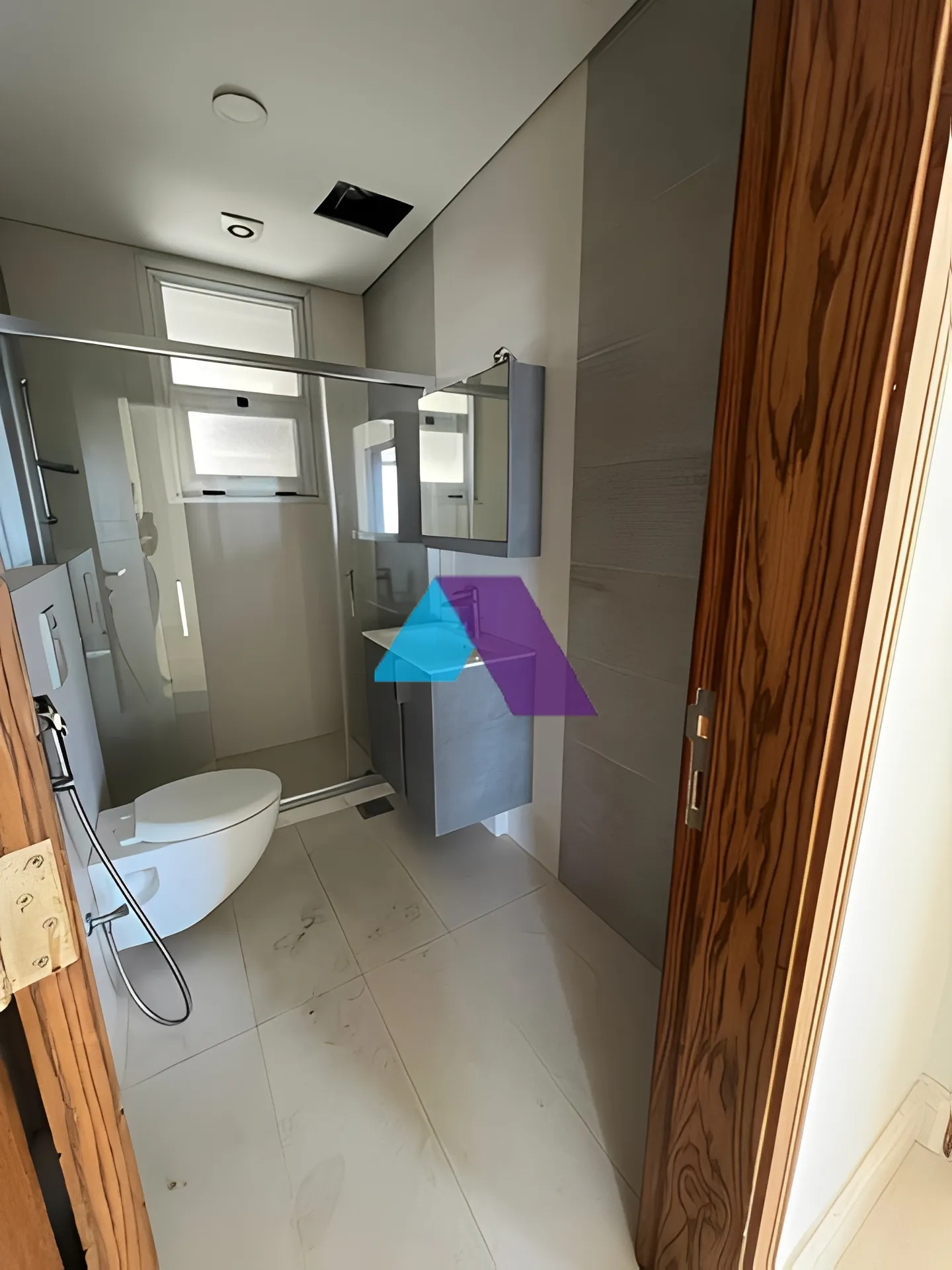 Apartment for Sale in Raoucheh