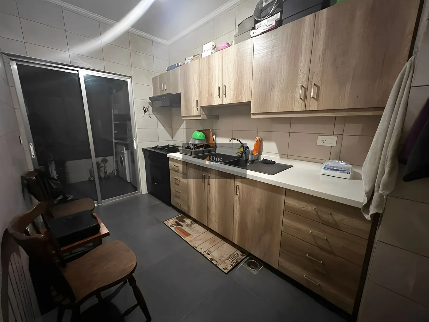 Apartment for Sale in Aamchit, Lebanon - 2 bed, 1 bath