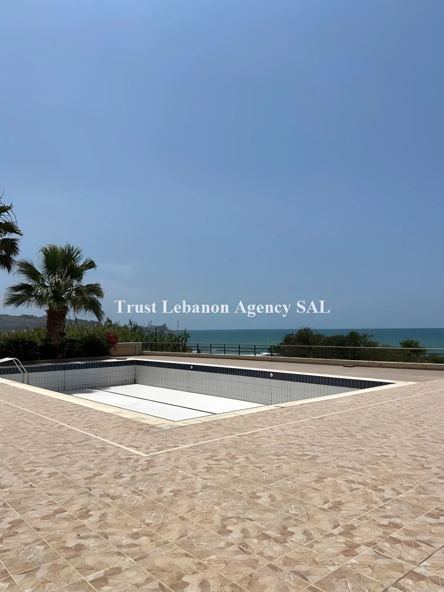 Chalet for Sale in Chouf Jiyeh Lebanon
