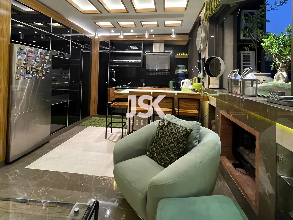 Office for Sale in Jnah