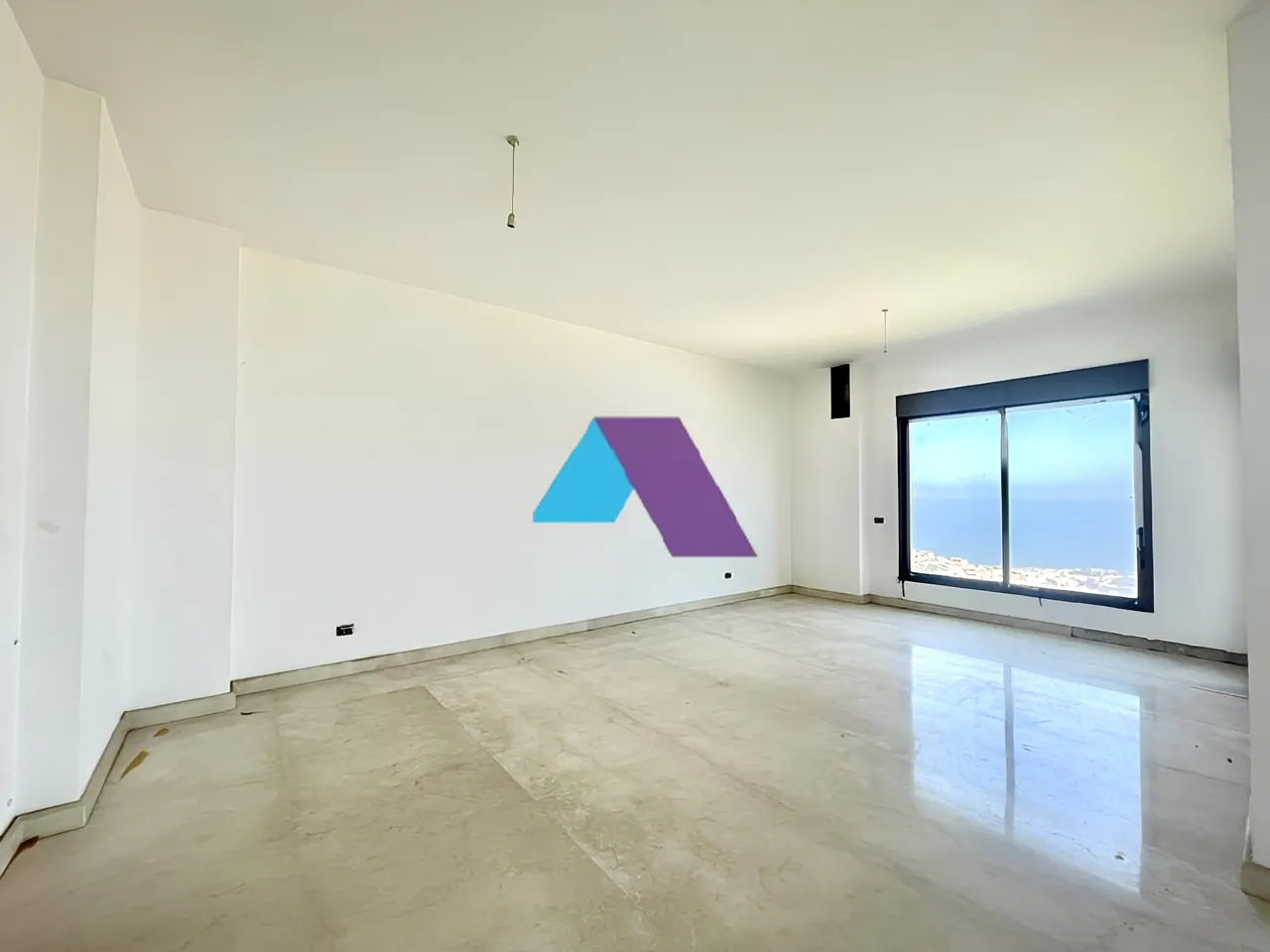 Apartment for Sale in Cornet Chahwan