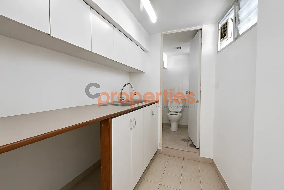 Shop for Rent in Hamra