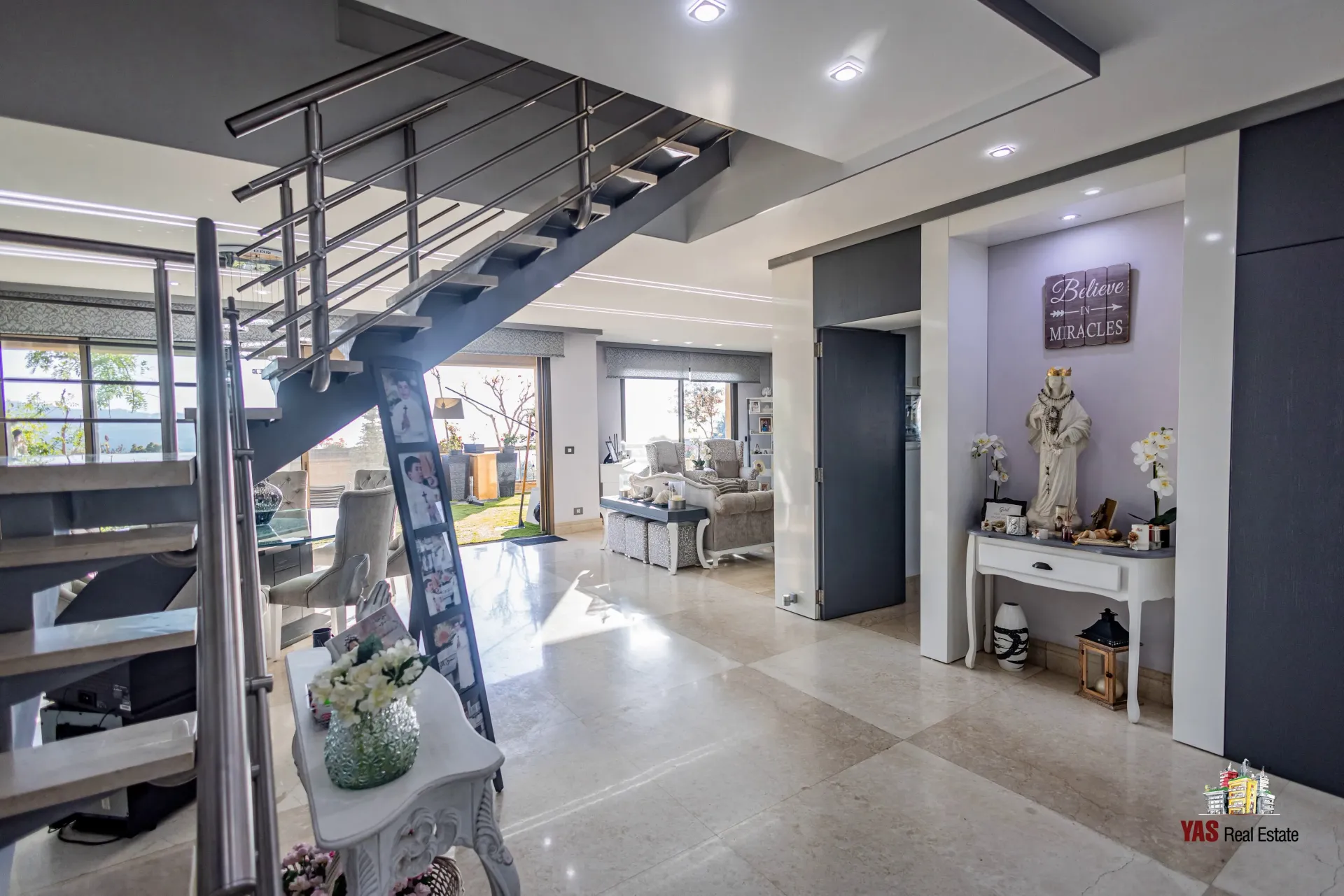 Apartment for Sale in Ballouneh