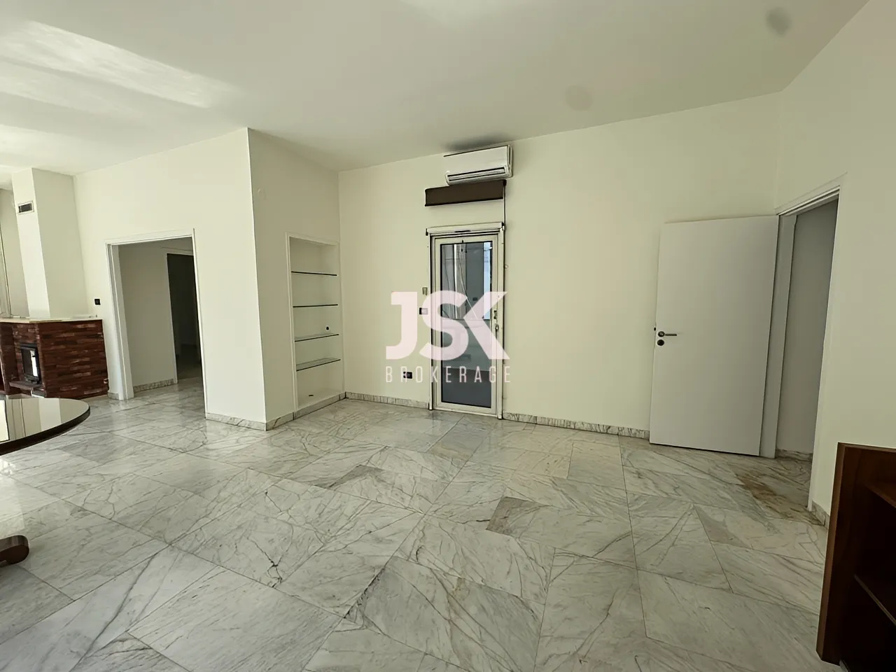 Loft for Sale in Ras