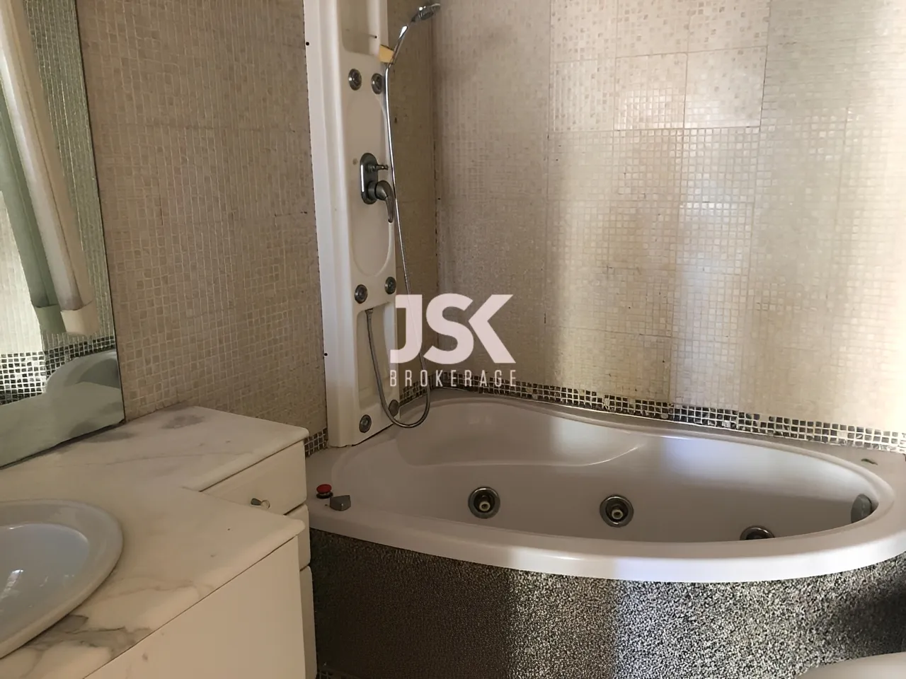 Apartment for Rent in Achrafieh