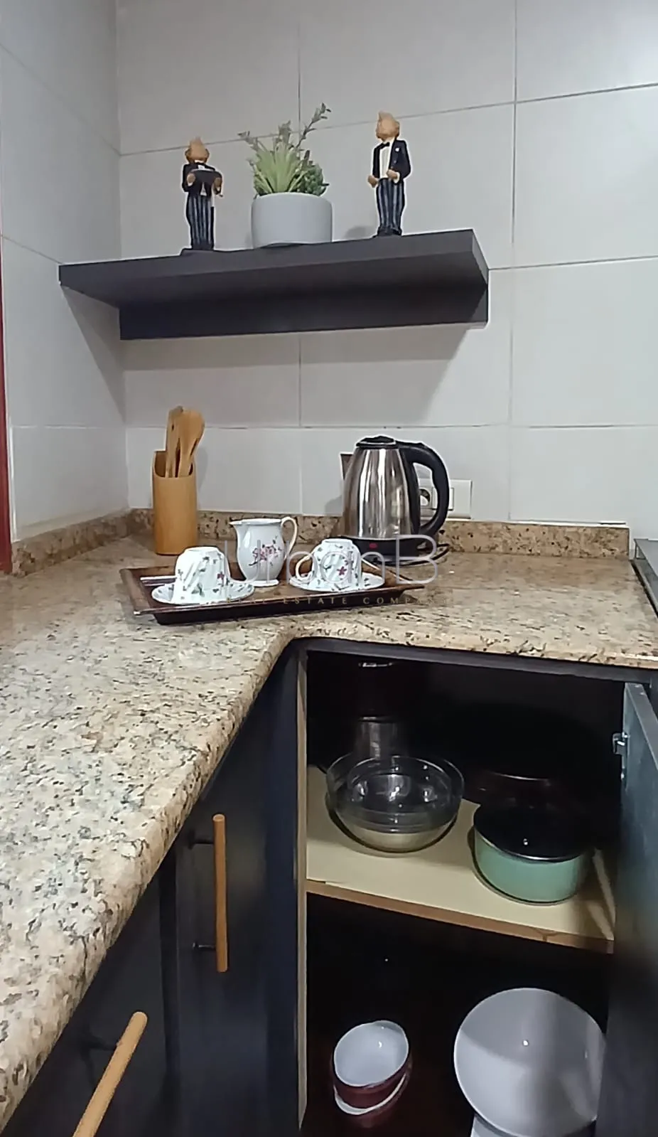 Apartment for rent in Furn el hayek, beirut, lebanon
