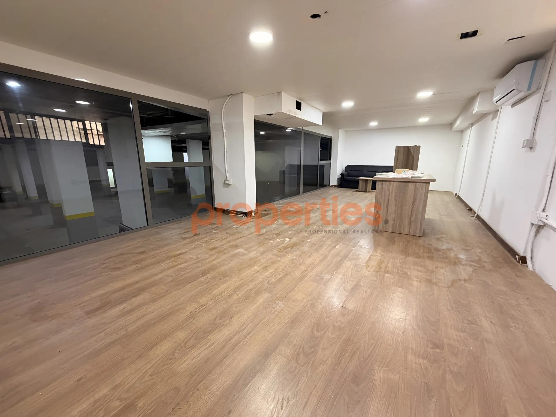 Warehouse for Rent in Naqqache