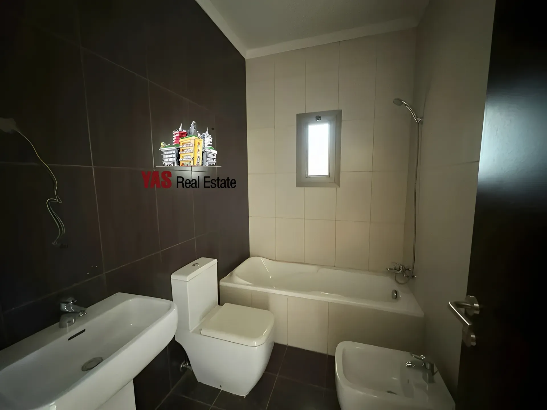 Apartment for Sale in Ballouneh