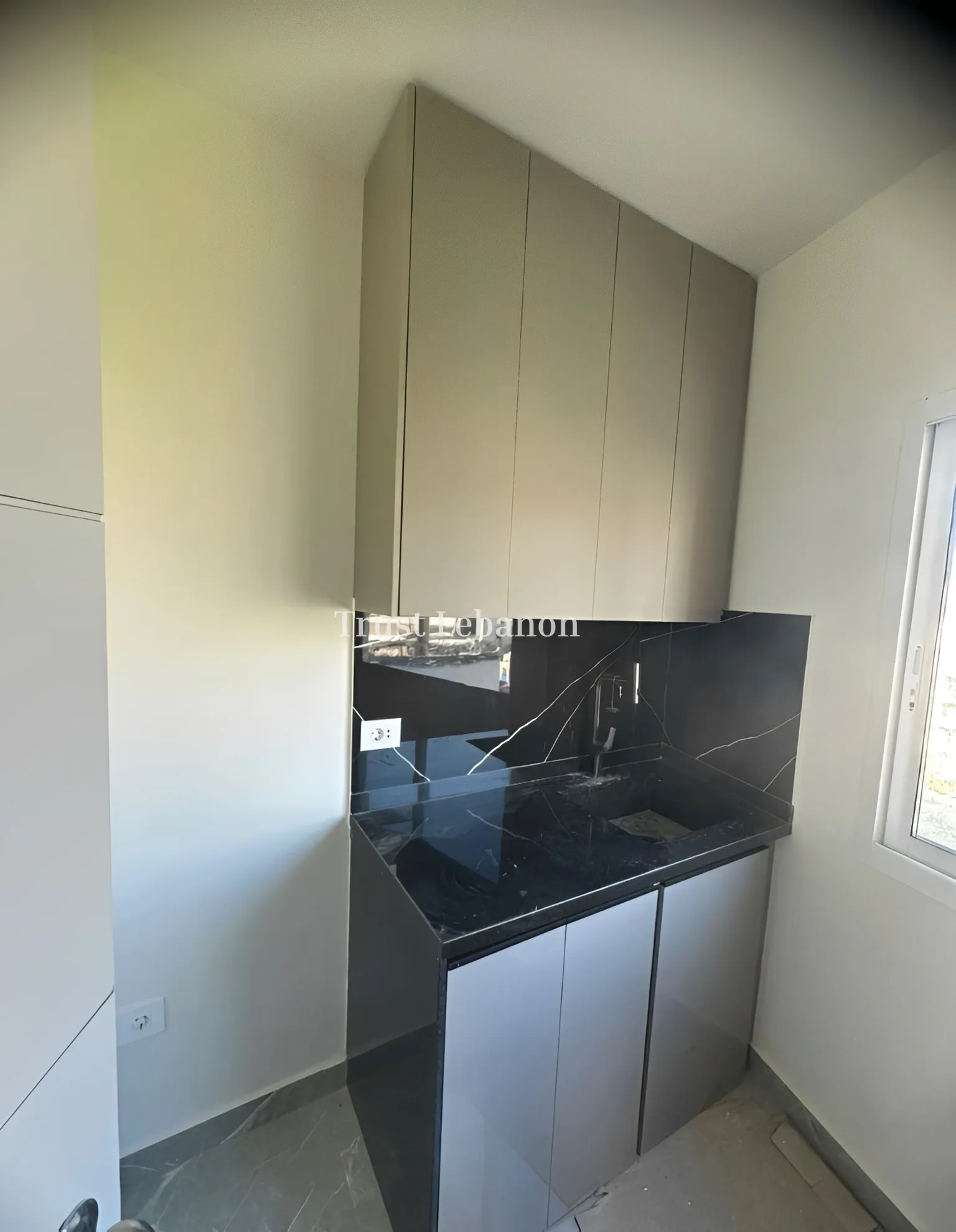 Office for rent in Jounieh, Lebanon