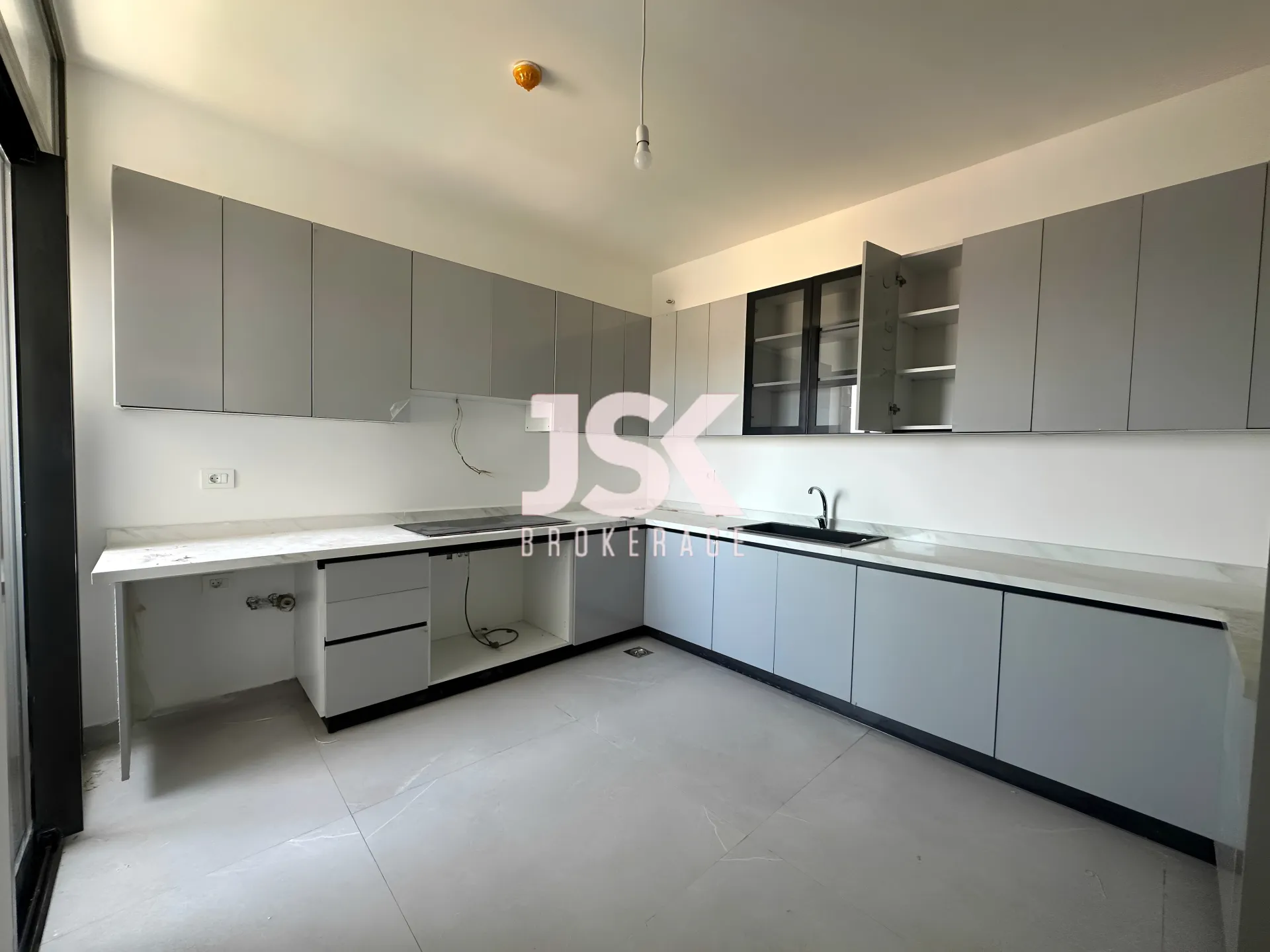 Apartment for Sale in Blat