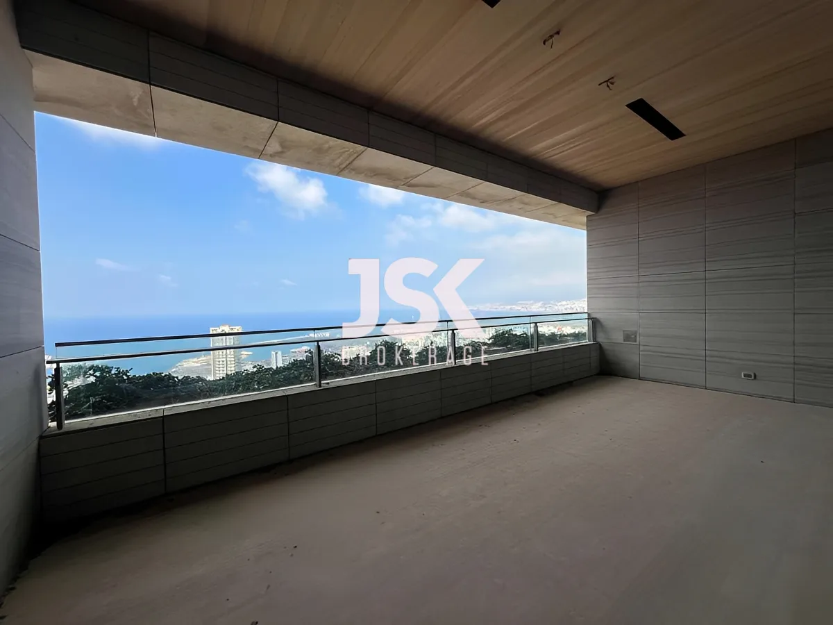 Apartment for Sale in Caree d'or, Achrafieh, Beirut, Lebanon - 3 bed, 4 bath