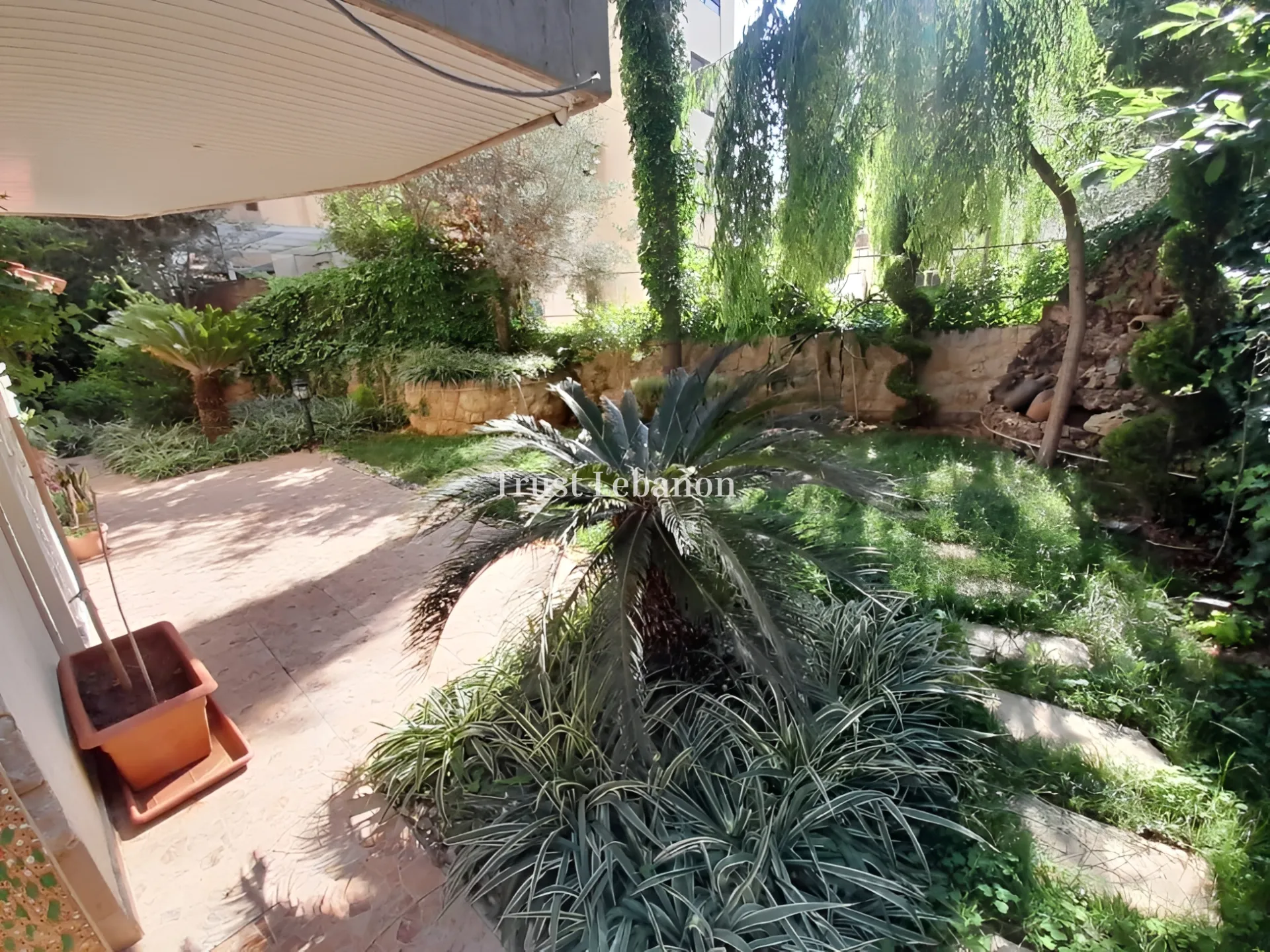 Apartment for sale in Beit Meri, Lebanon - 3 bed, 4 bath