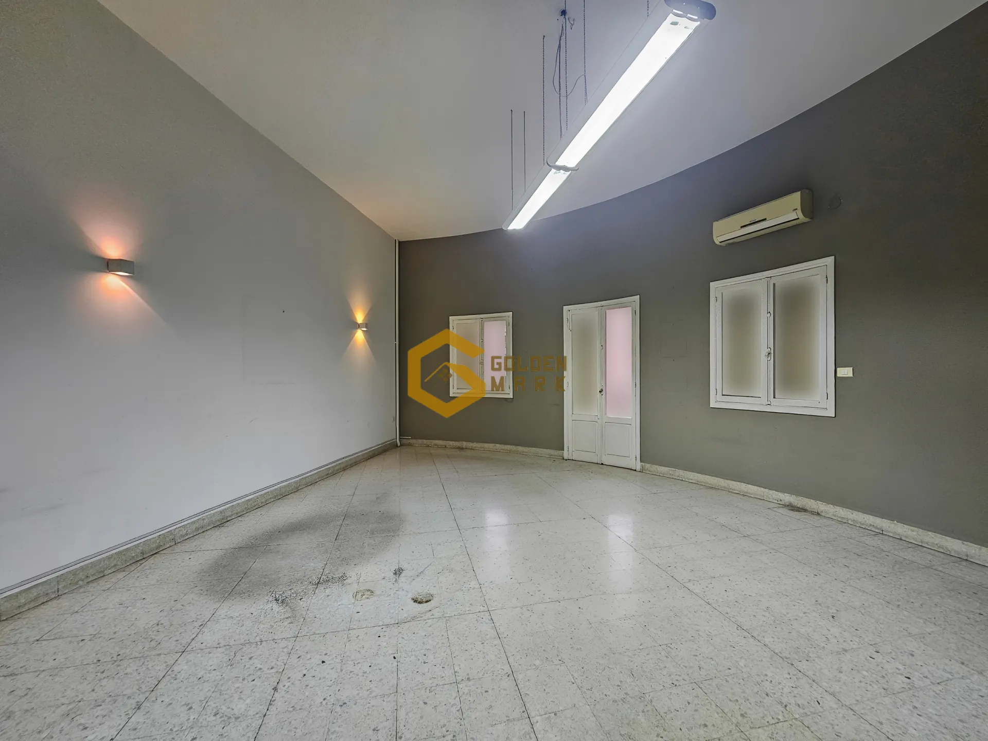 Apartment for Sale in Syoufi, Beirut - 5 bed, 2 bath