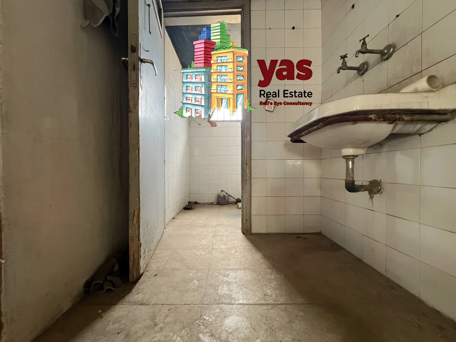 Warehouse for rent in Adonis