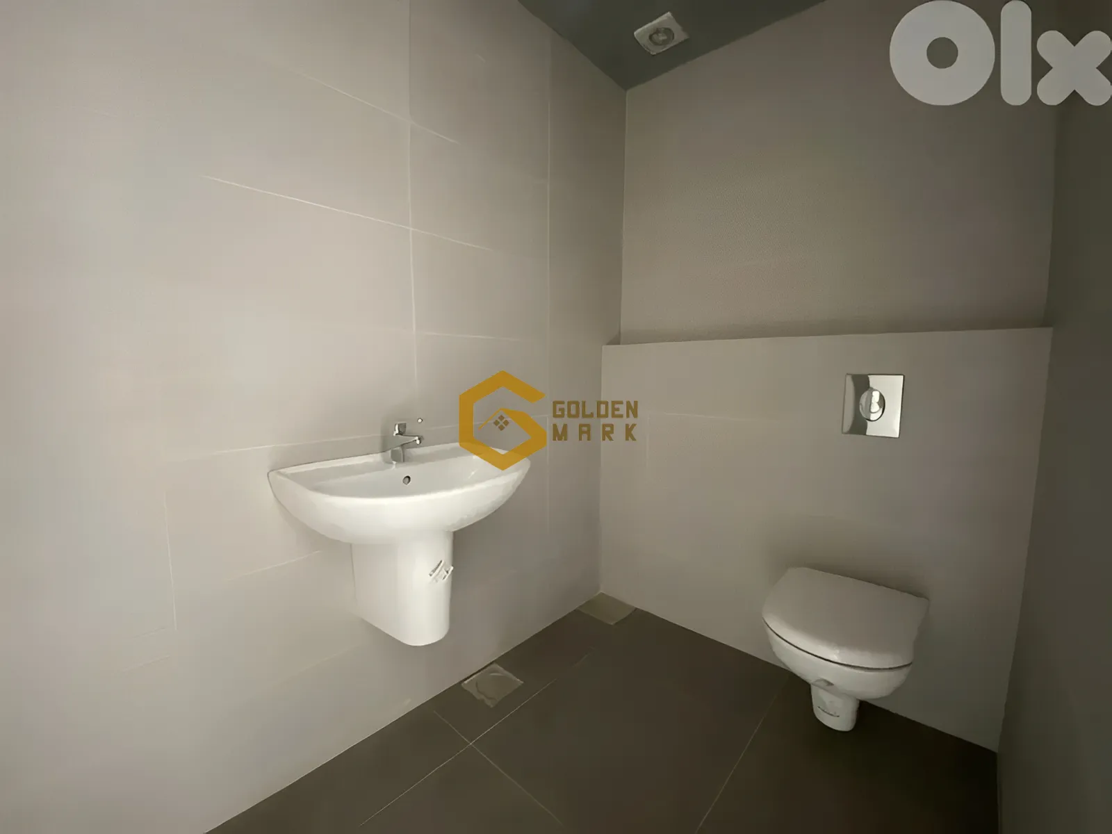 Apartment for Sale in Blat