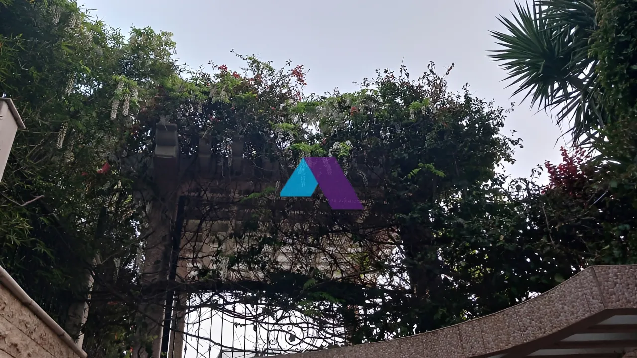 Villa for Sale in Beit Meri